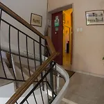 Gate 52 بيت ضيافة 3*