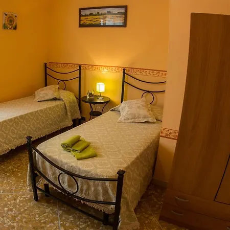 招待所 52门住宿加早餐酒店